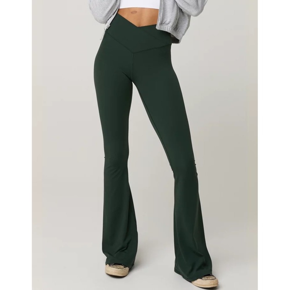 WB11 Offline by Aerie Green Crossover Flare Leggings Yoga Lounge Stretch XS